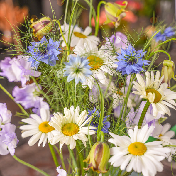 Decorate your midsummer table