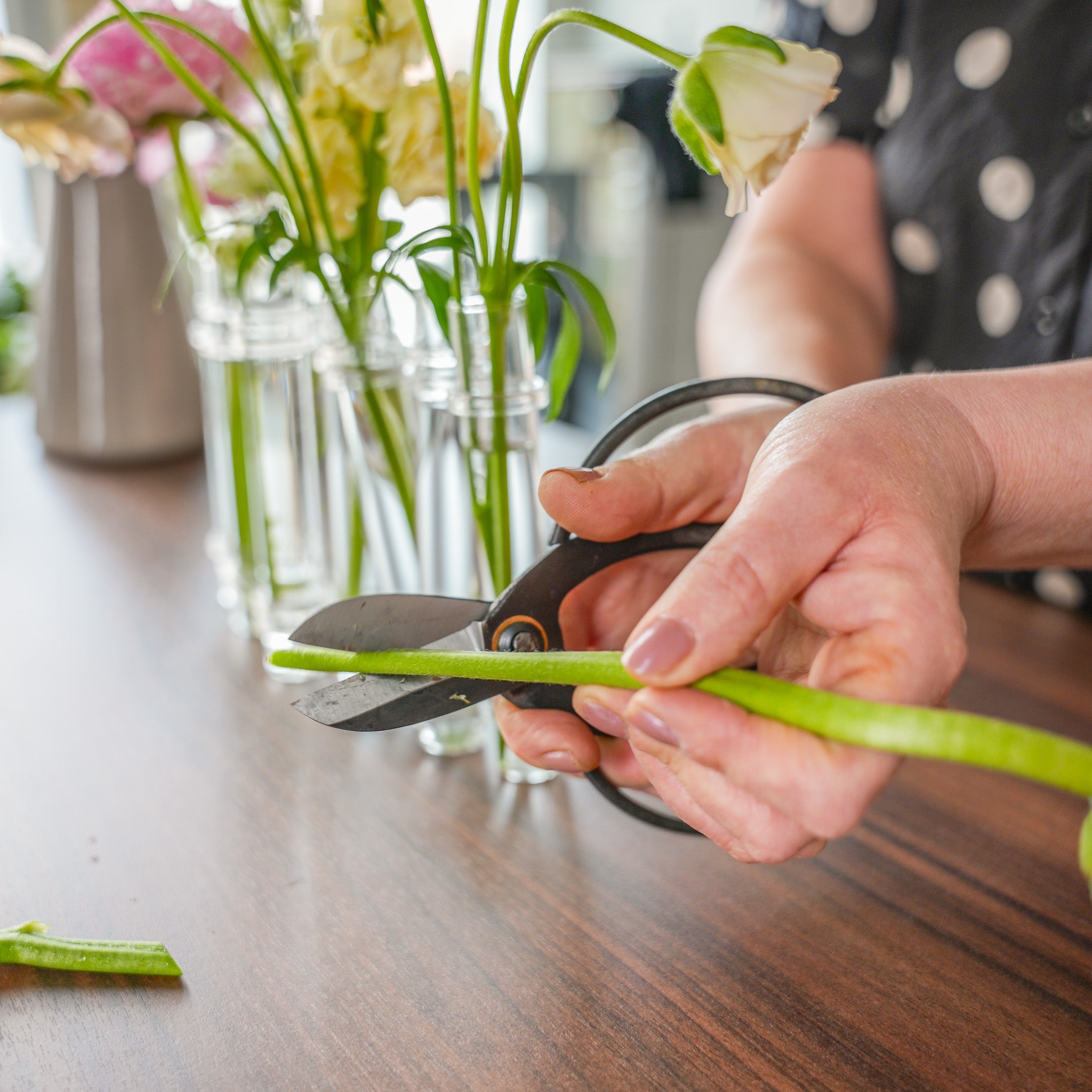 Flower Tools & Accessories